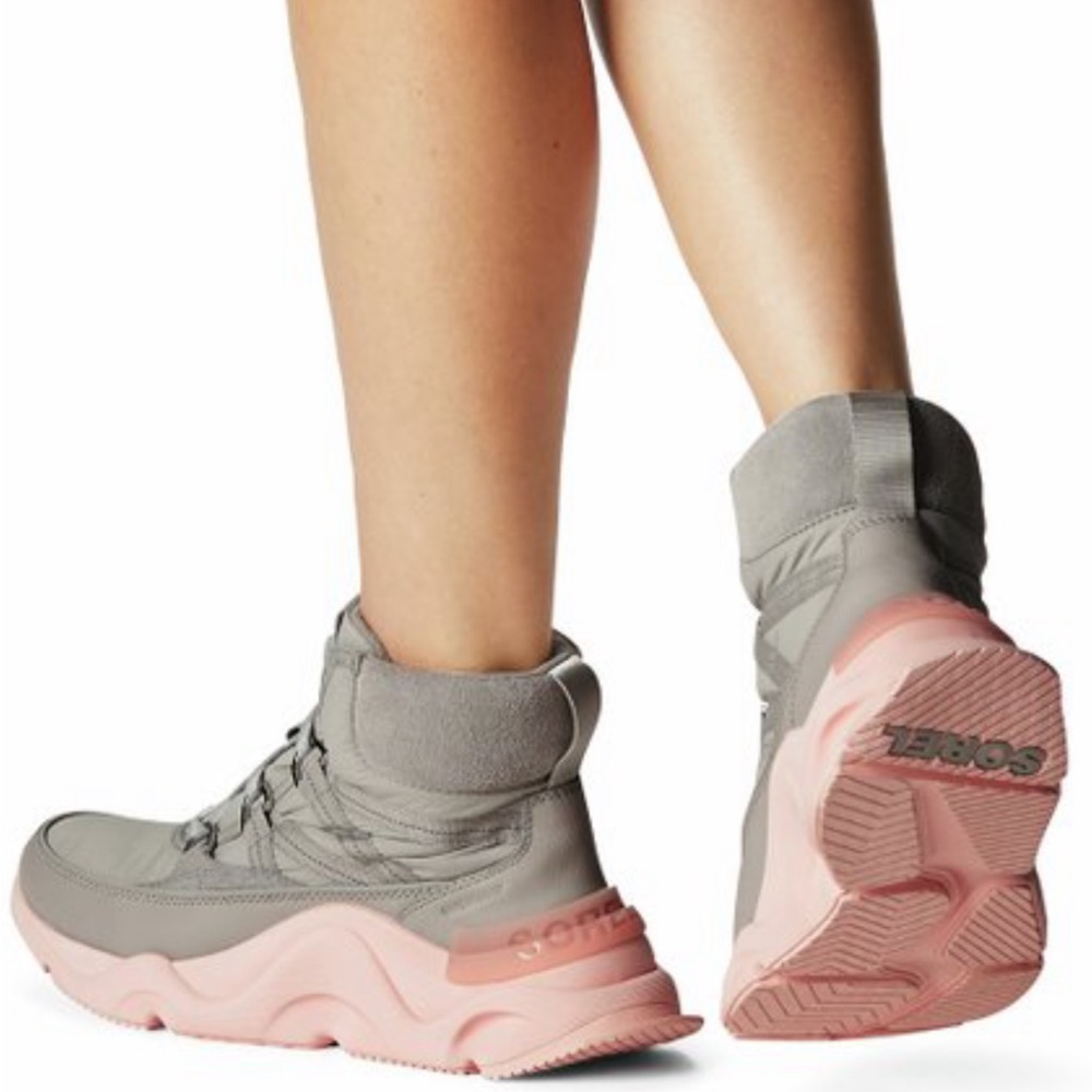 Size 9 New Women’s Kinetic RNEGO WP Insulated Dove Peach Blossom Sport Sneaker